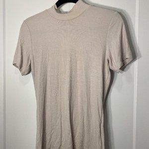 Tahari cream color shirt size L never worn